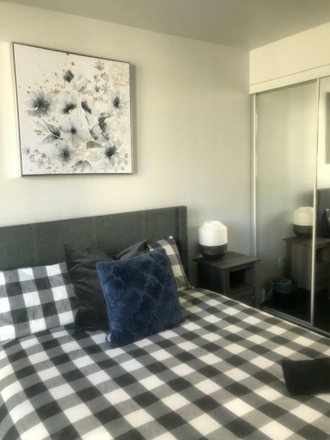 Executive 1 Bedroom Condo Sleeps 2 토론토 외부 사진