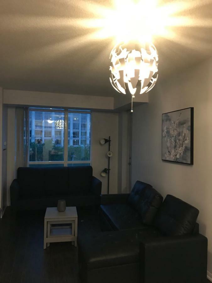 Executive 1 Bedroom Condo Sleeps 2 토론토 외부 사진