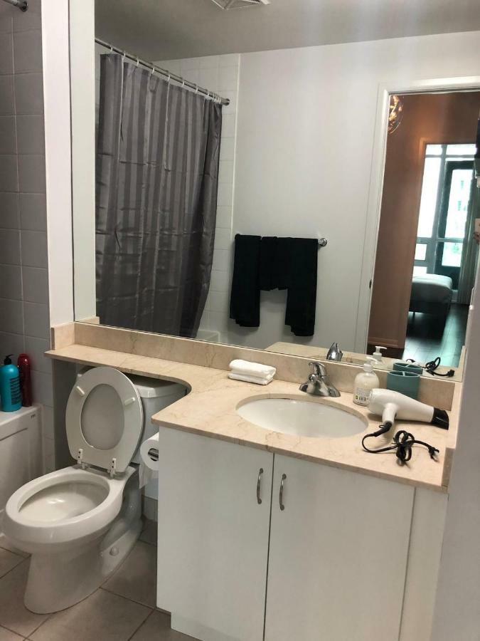 Executive 1 Bedroom Condo Sleeps 2 토론토 외부 사진