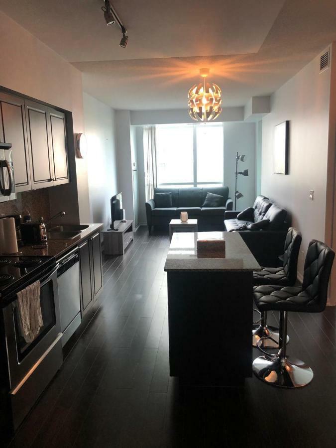 Executive 1 Bedroom Condo Sleeps 2 토론토 외부 사진