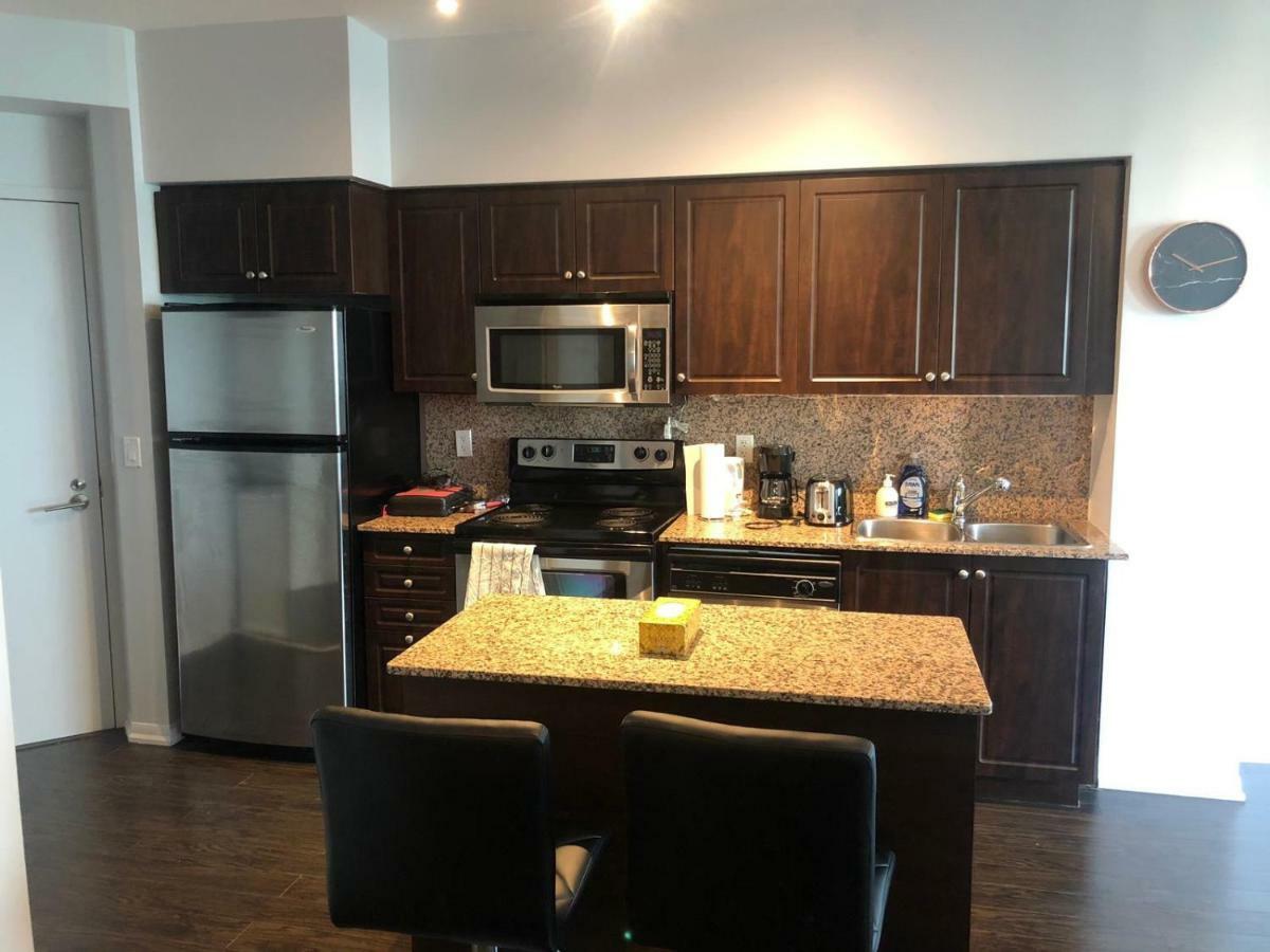 Executive 1 Bedroom Condo Sleeps 2 토론토 외부 사진