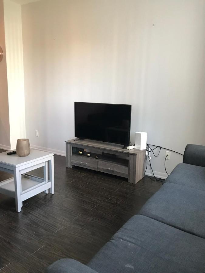 Executive 1 Bedroom Condo Sleeps 2 토론토 외부 사진
