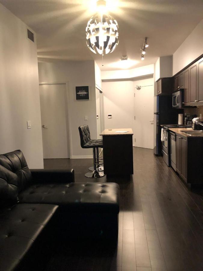 Executive 1 Bedroom Condo Sleeps 2 토론토 외부 사진